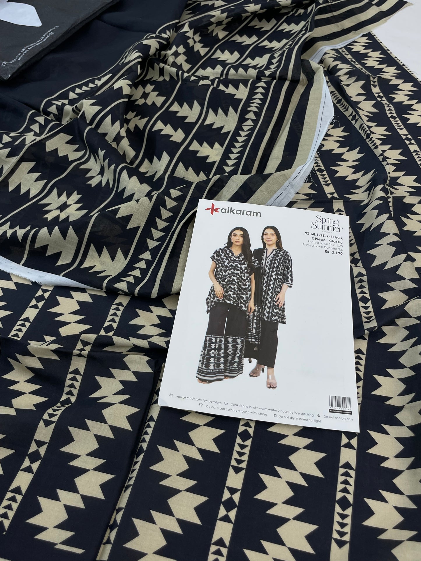 ALKARAM 2 PC SHIRT DUPATTA LAWN