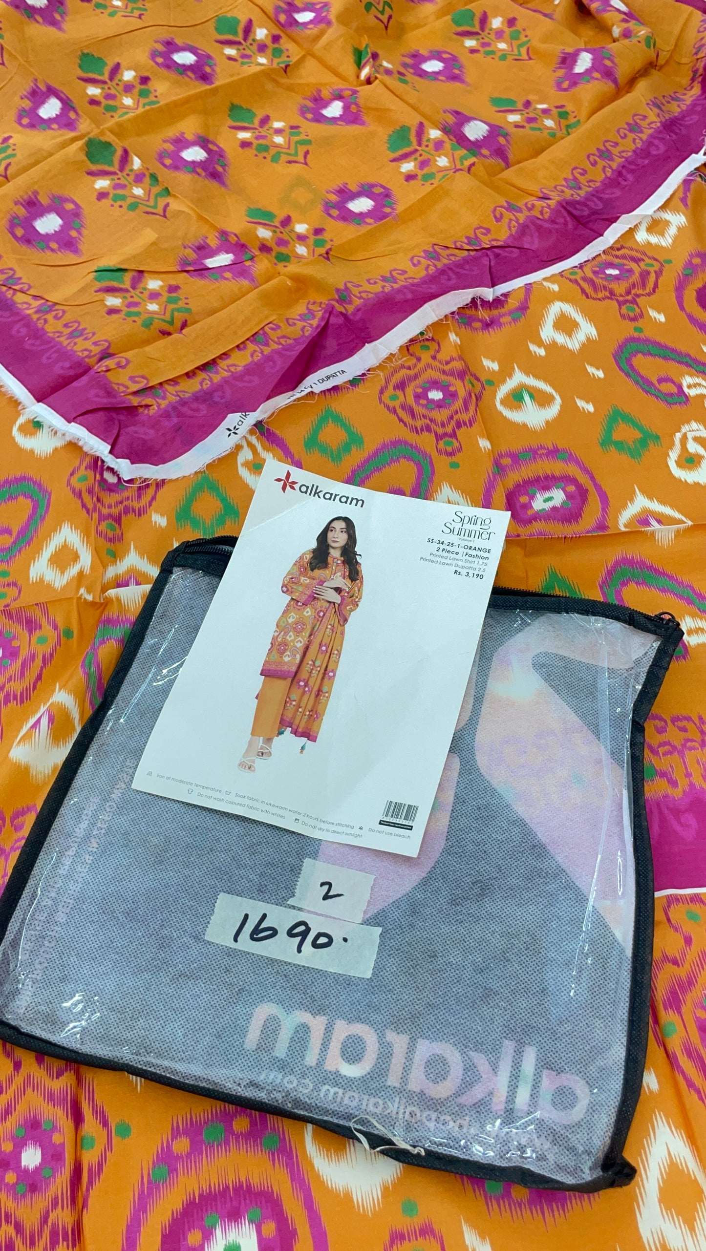 MIX BRAND UNSTITCHED