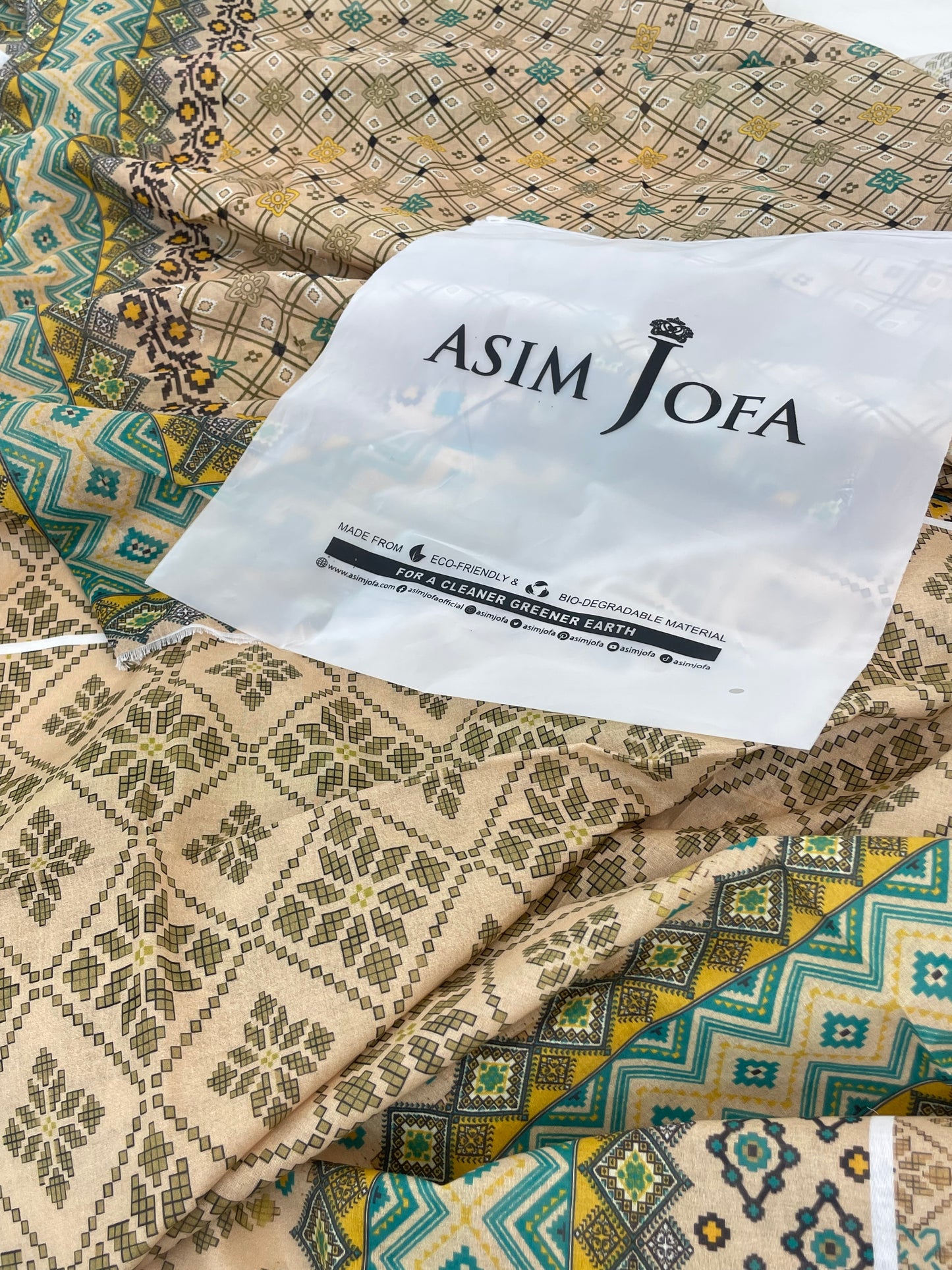 ASIM JOFA LAWN 2 PC SHIRT DUPATTA