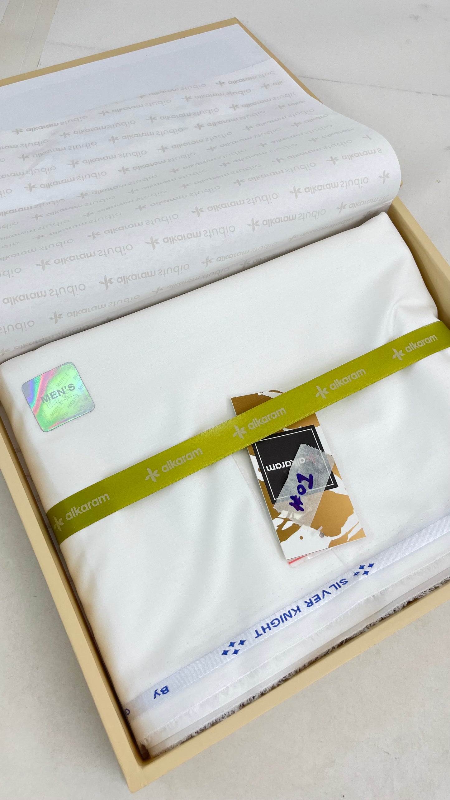 ALKARAM LUXURY GENTS BOX SUMMER WASH N WEAR