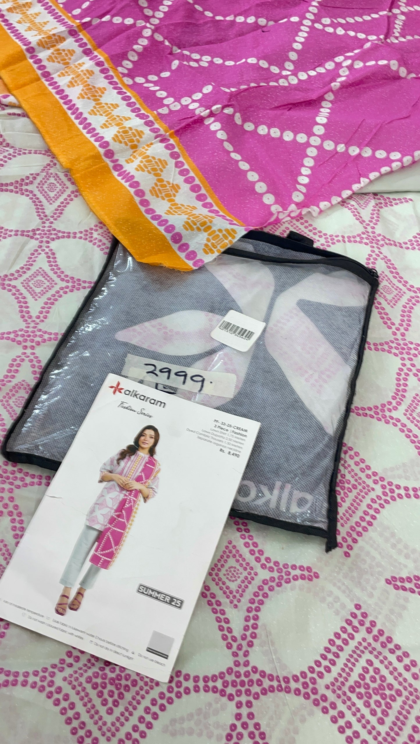 MIX BRAND UNSTITCHED