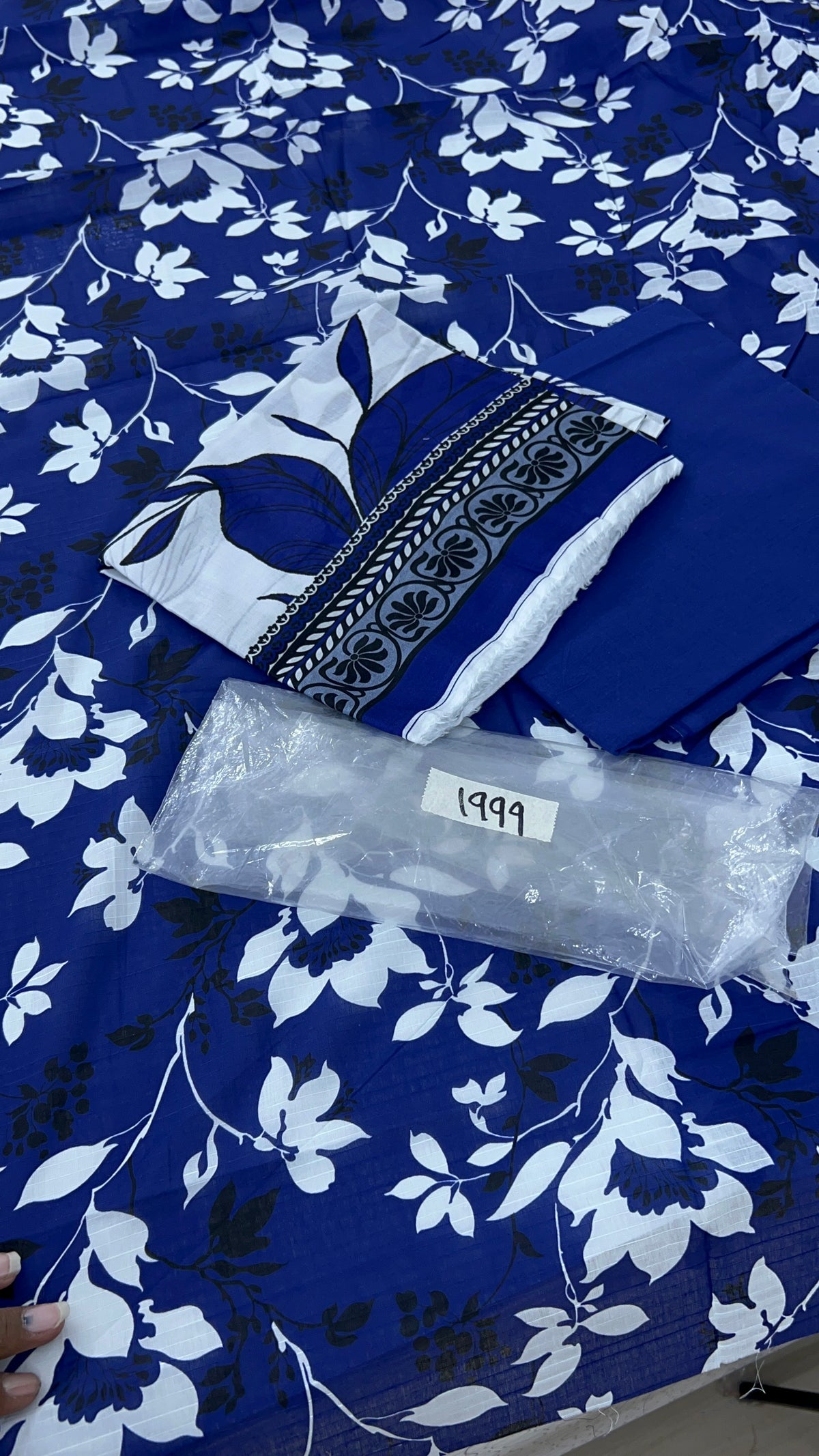 RESTOCK HIT SALE