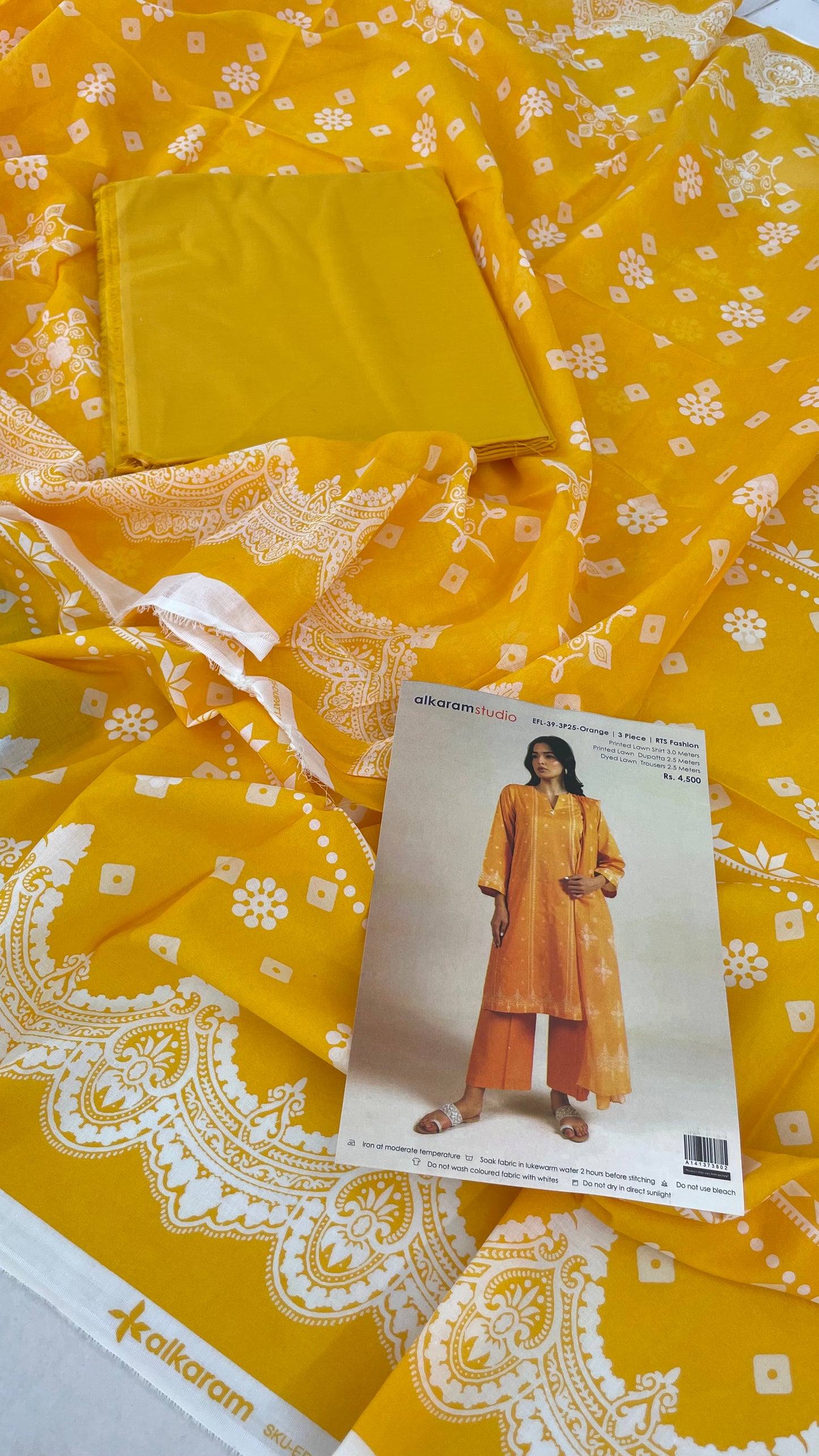 ALKARAM LAWN 3 PC