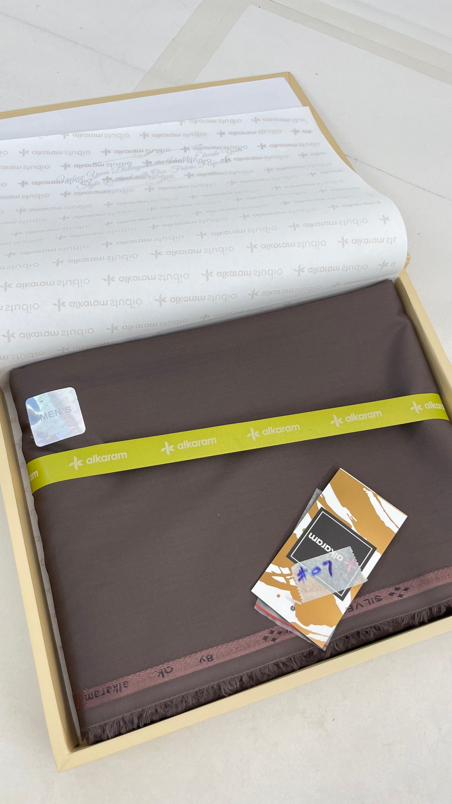 ALKARAM LUXURY GENTS BOX SUMMER WASH N WEAR