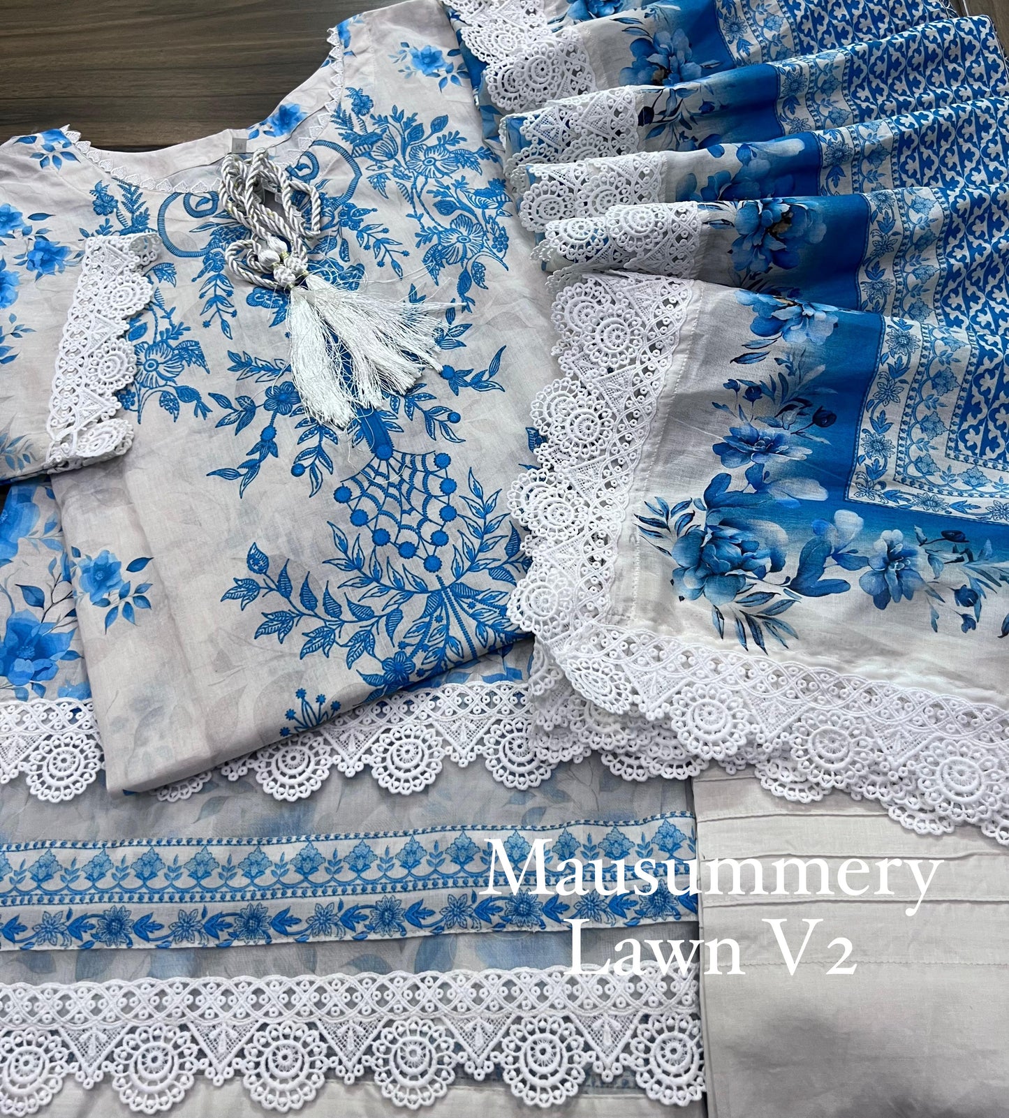 MAUSUMMERY STITCH LAWN 3PC