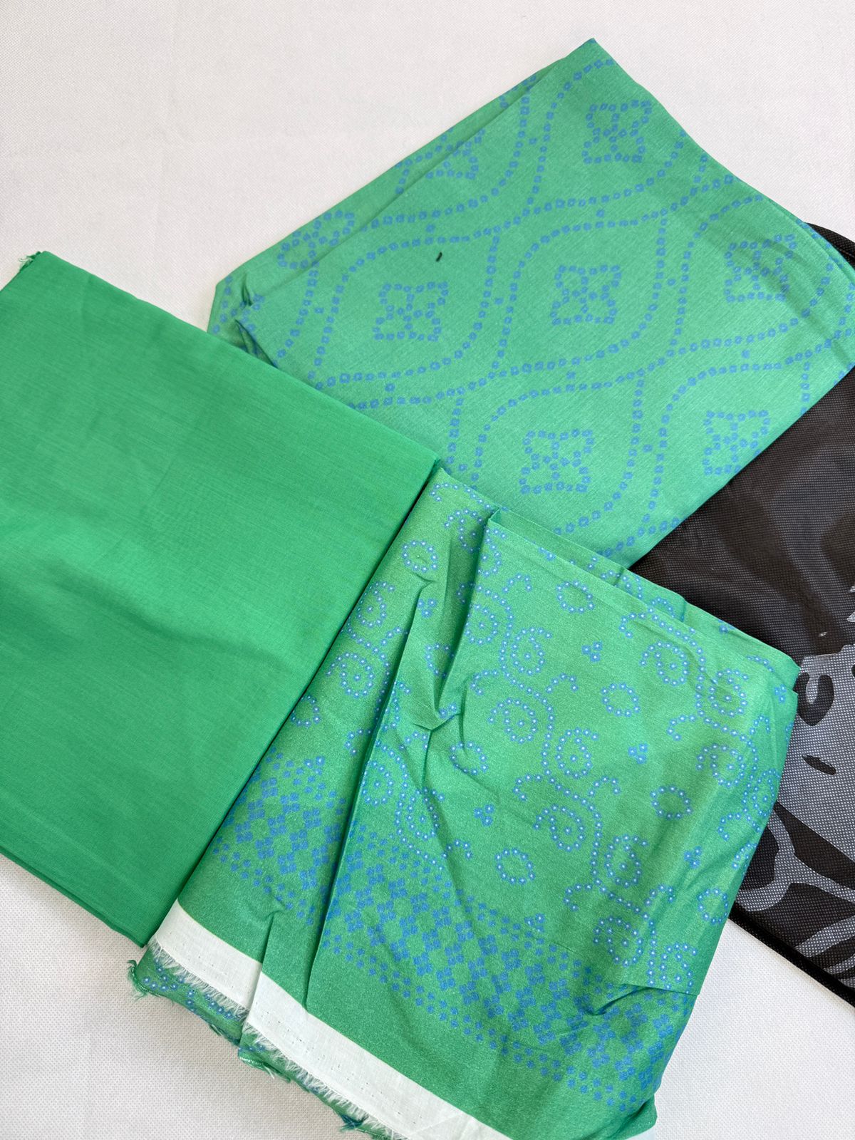 ALKARAM LAWN 3 PC