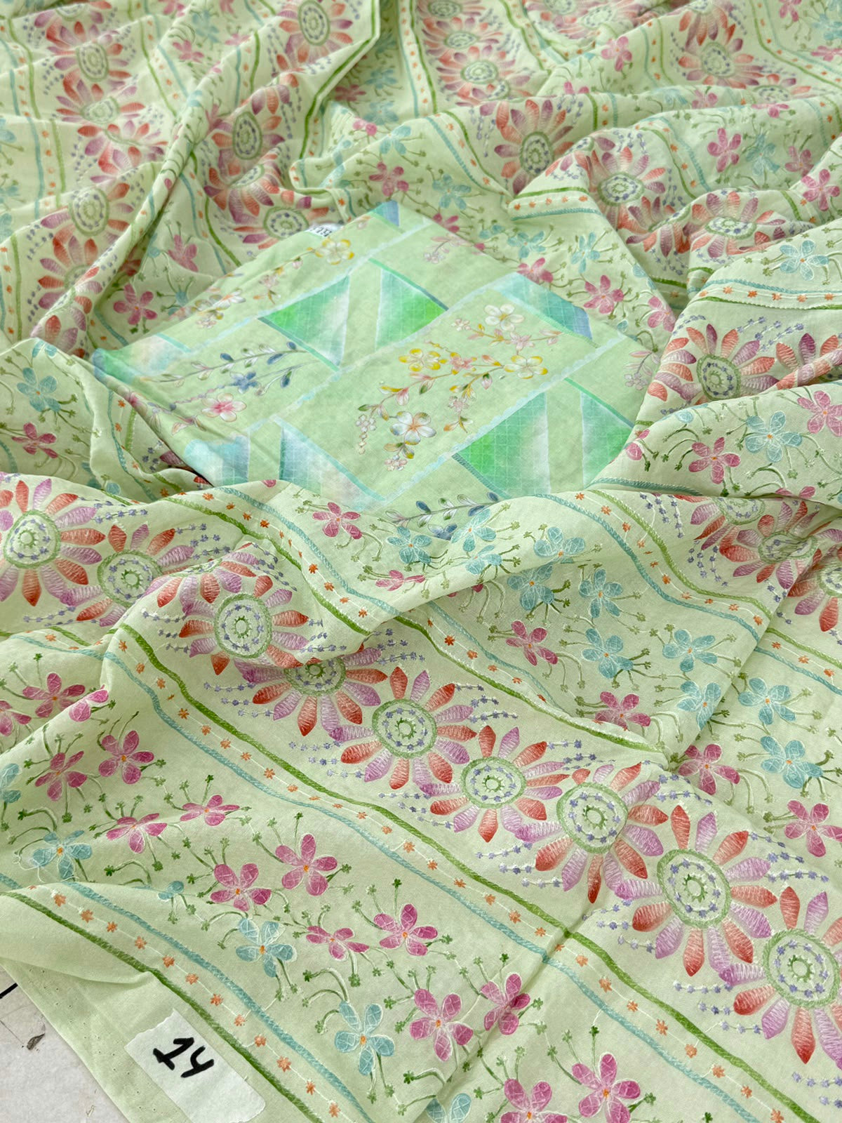 CHICKANKARI LAWN LUXURY 2 PC SHIRT TROUSER