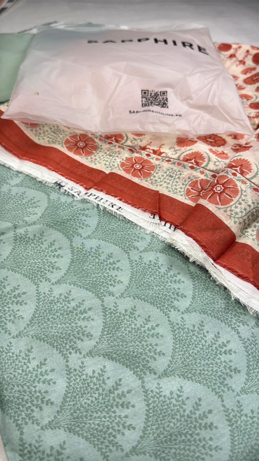SAPPHIRE LAWN 3 PC