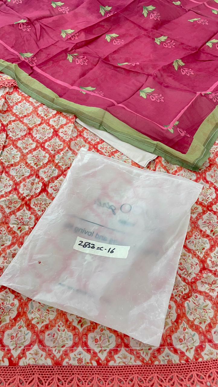 STITCH MEDIUM SALE