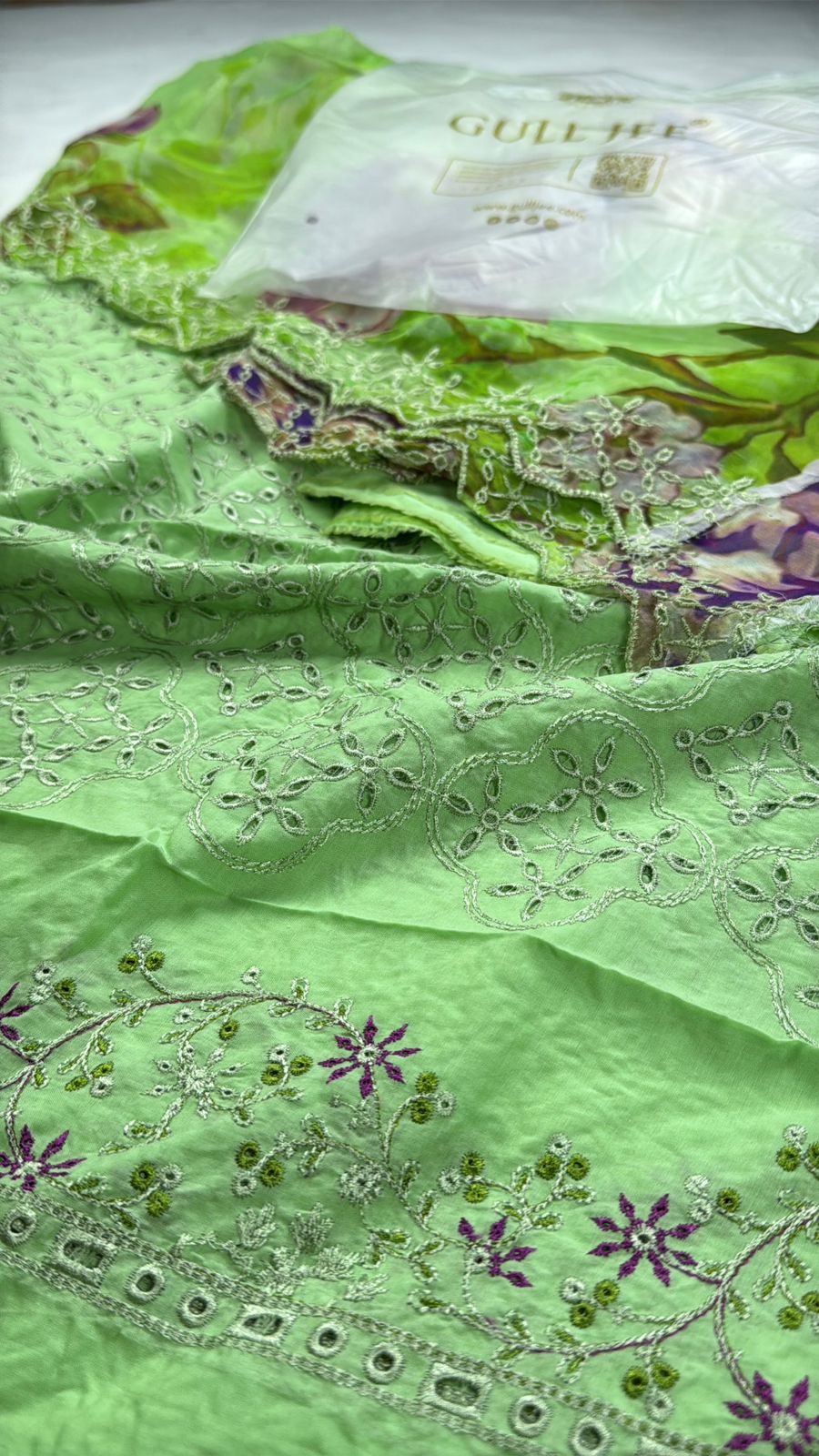 CHICKANKARI LAWN 3 PC