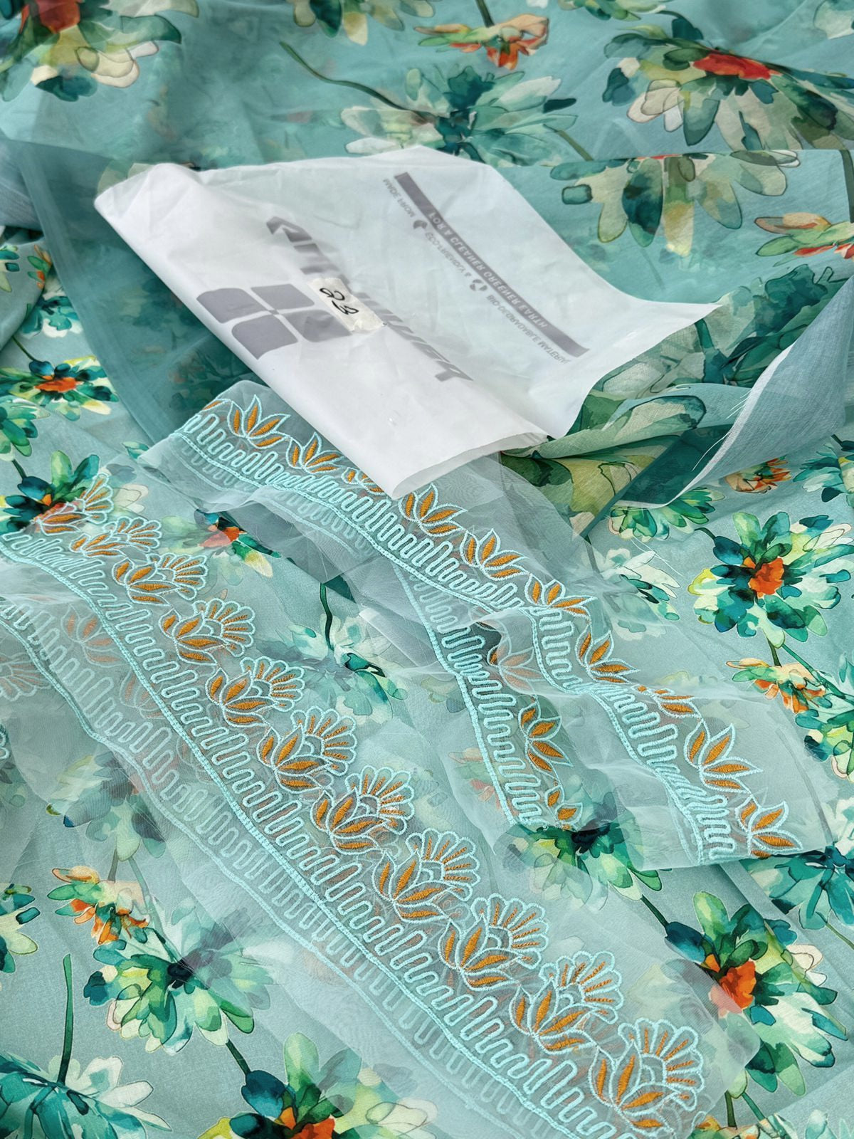 GULAHMED EMB 2 PC SHIRT DUPATTA