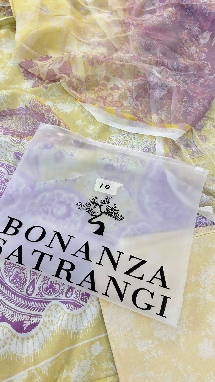 BONANZA LAWN 3 PC WITH CHIFFON DUPATTA