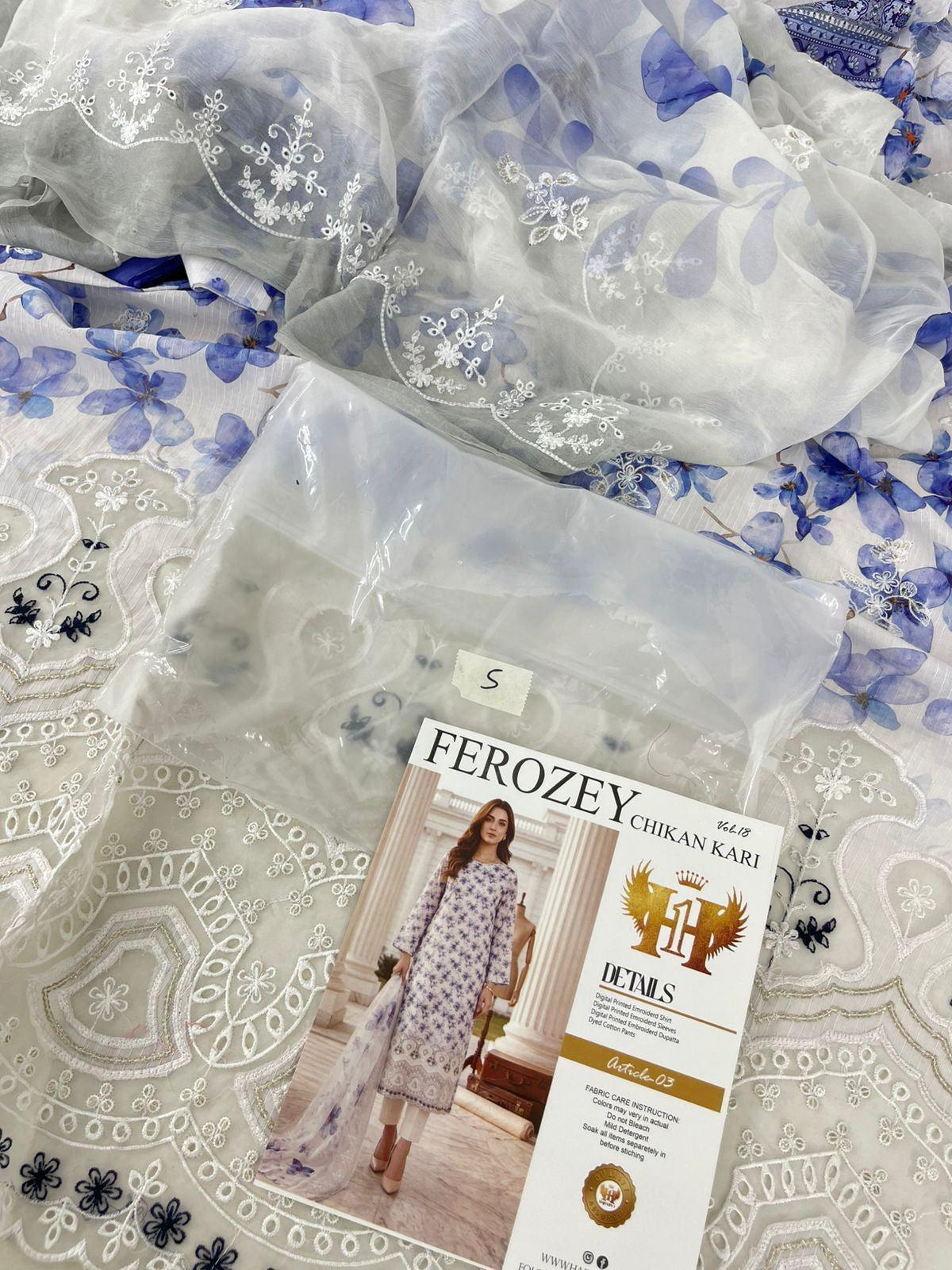 LUXURY LAWN CHIKANKARI 3PC
