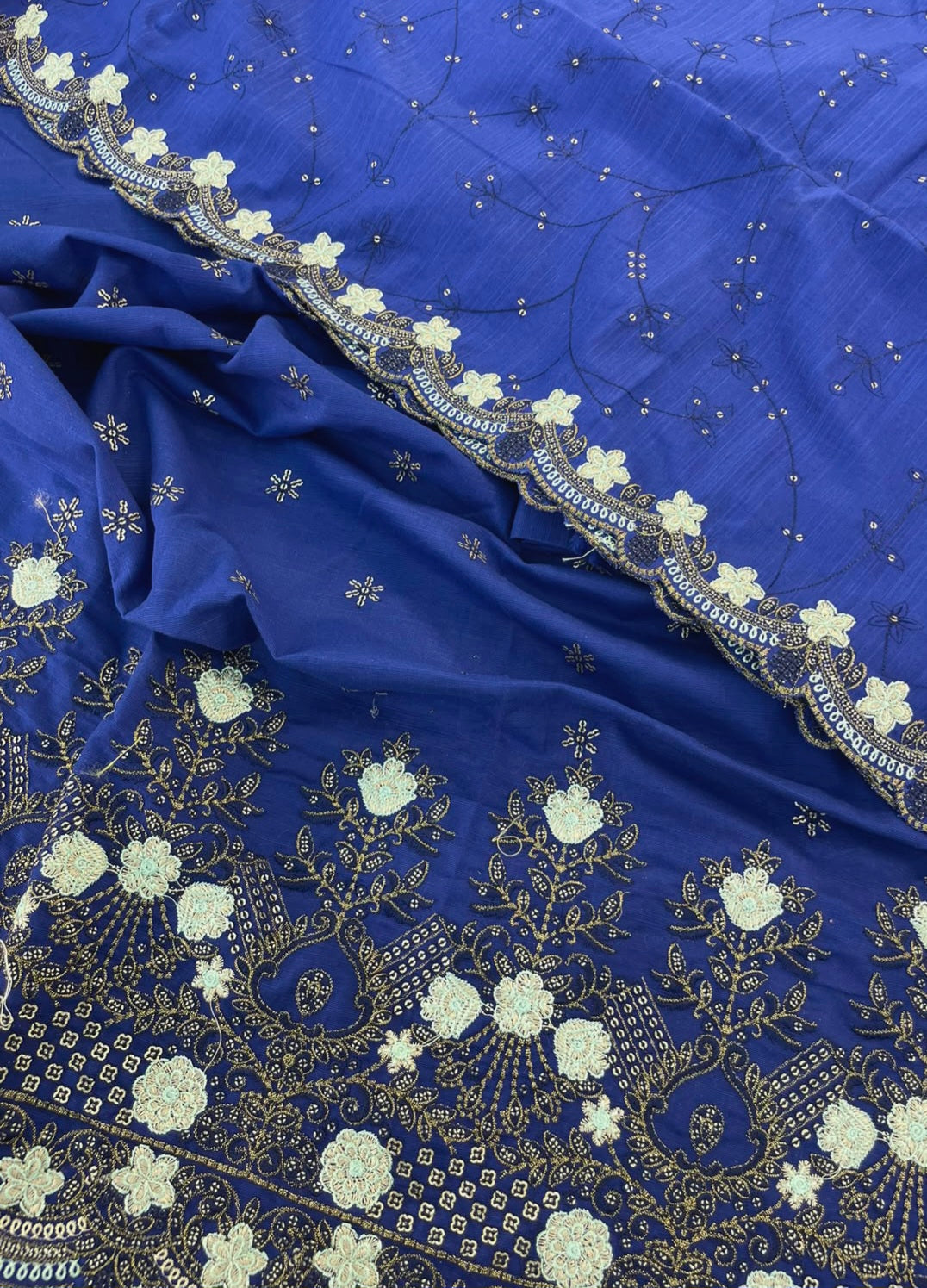 EMB KHADDAR WITH EMB KHADDAR SHAWL 3 PC