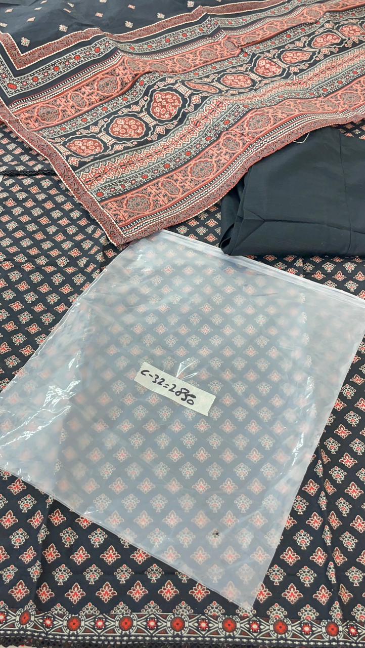 STITCH MEDIUM SALE