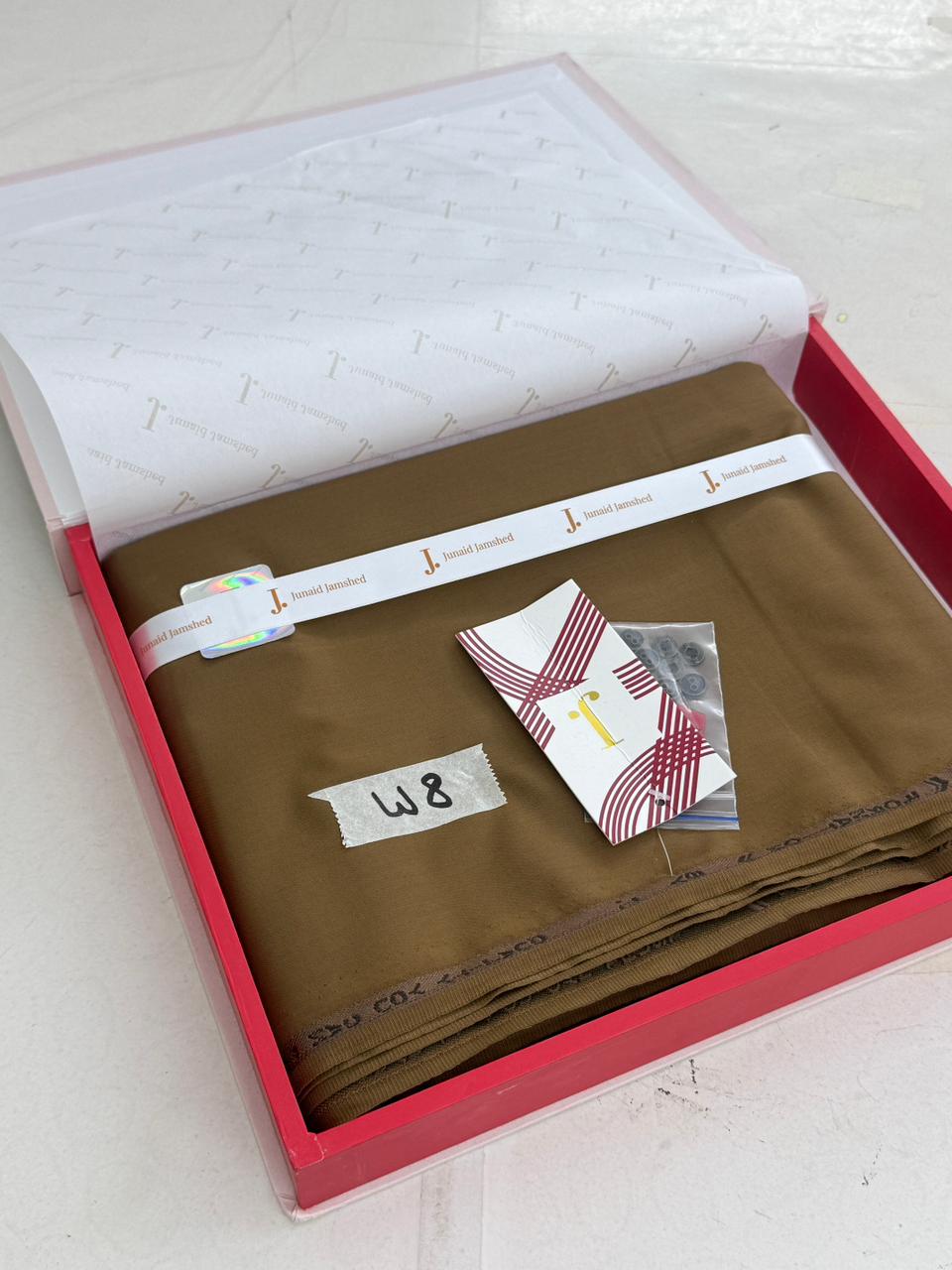 GENTS WASH N WEAR BOX