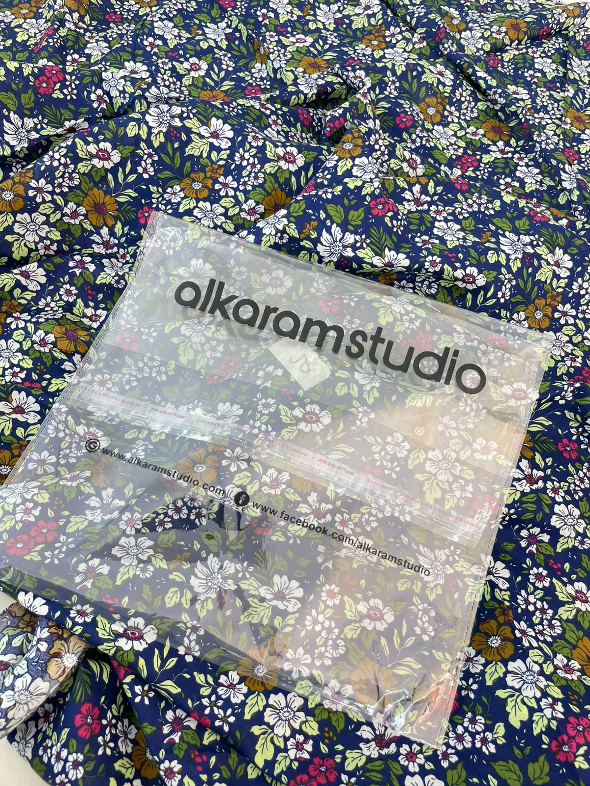 ALKARAM 2 PC SHIRT TROUSER ALLOVER