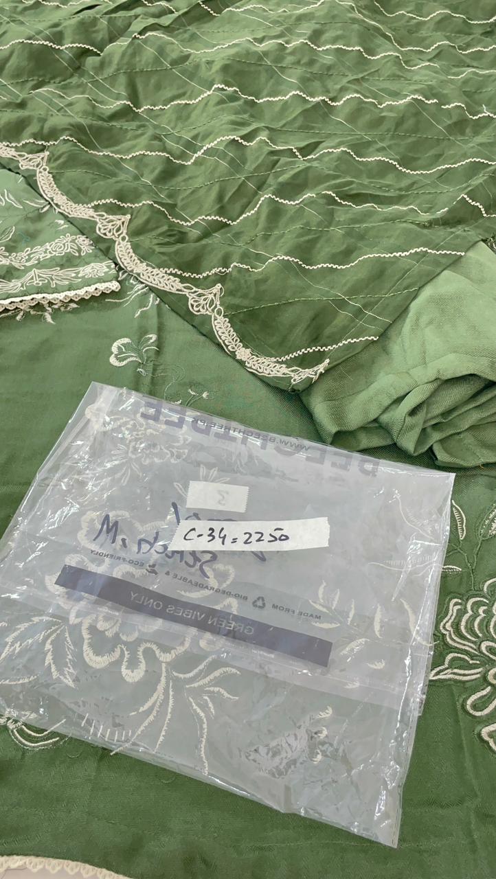 STITCH MEDIUM SALE