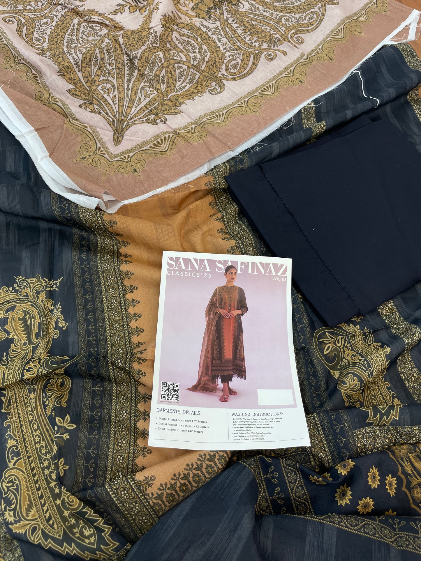 SANA SAFINAZ LAWN  3 PC