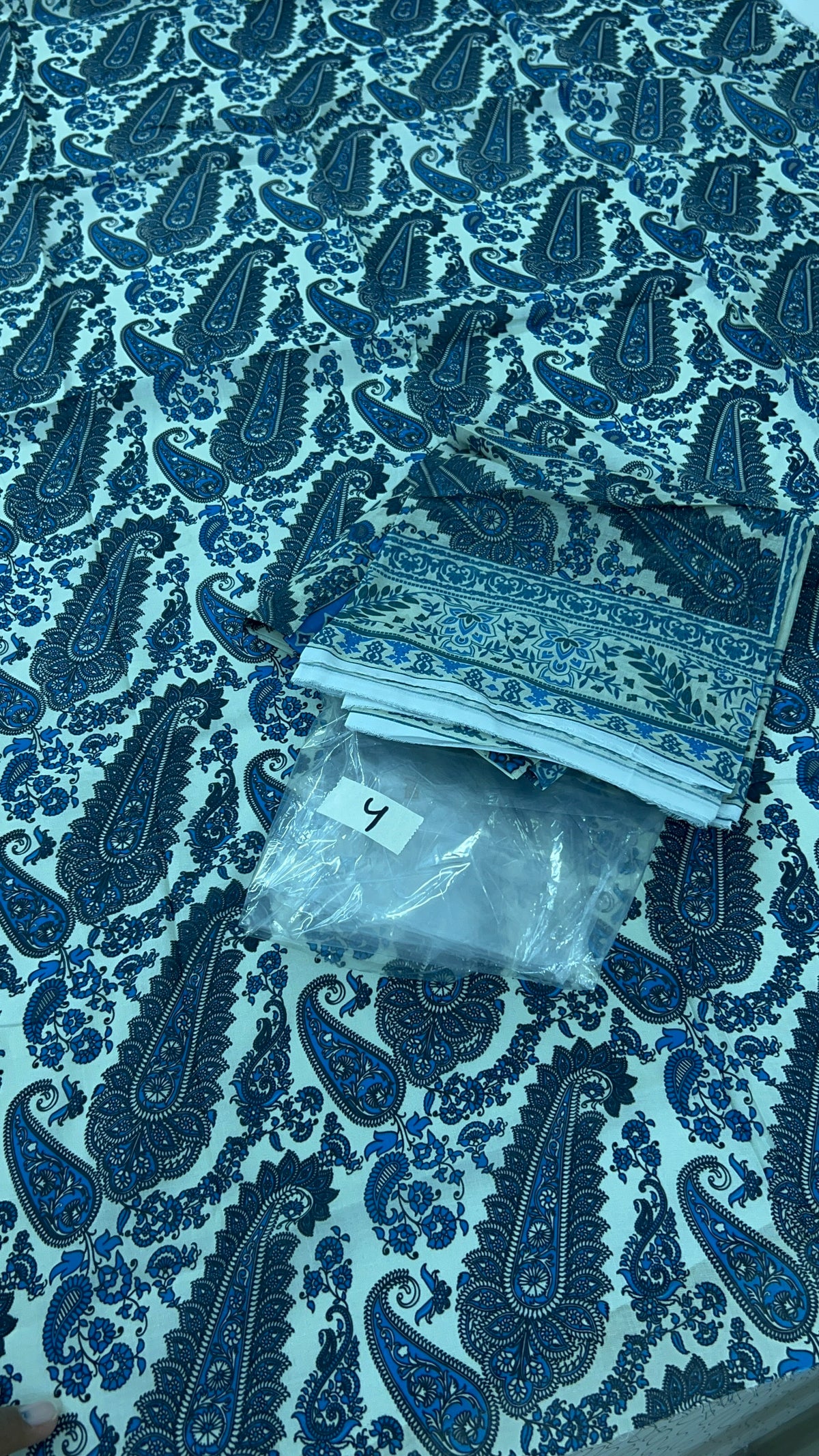 RESTOCK HIT SALE
