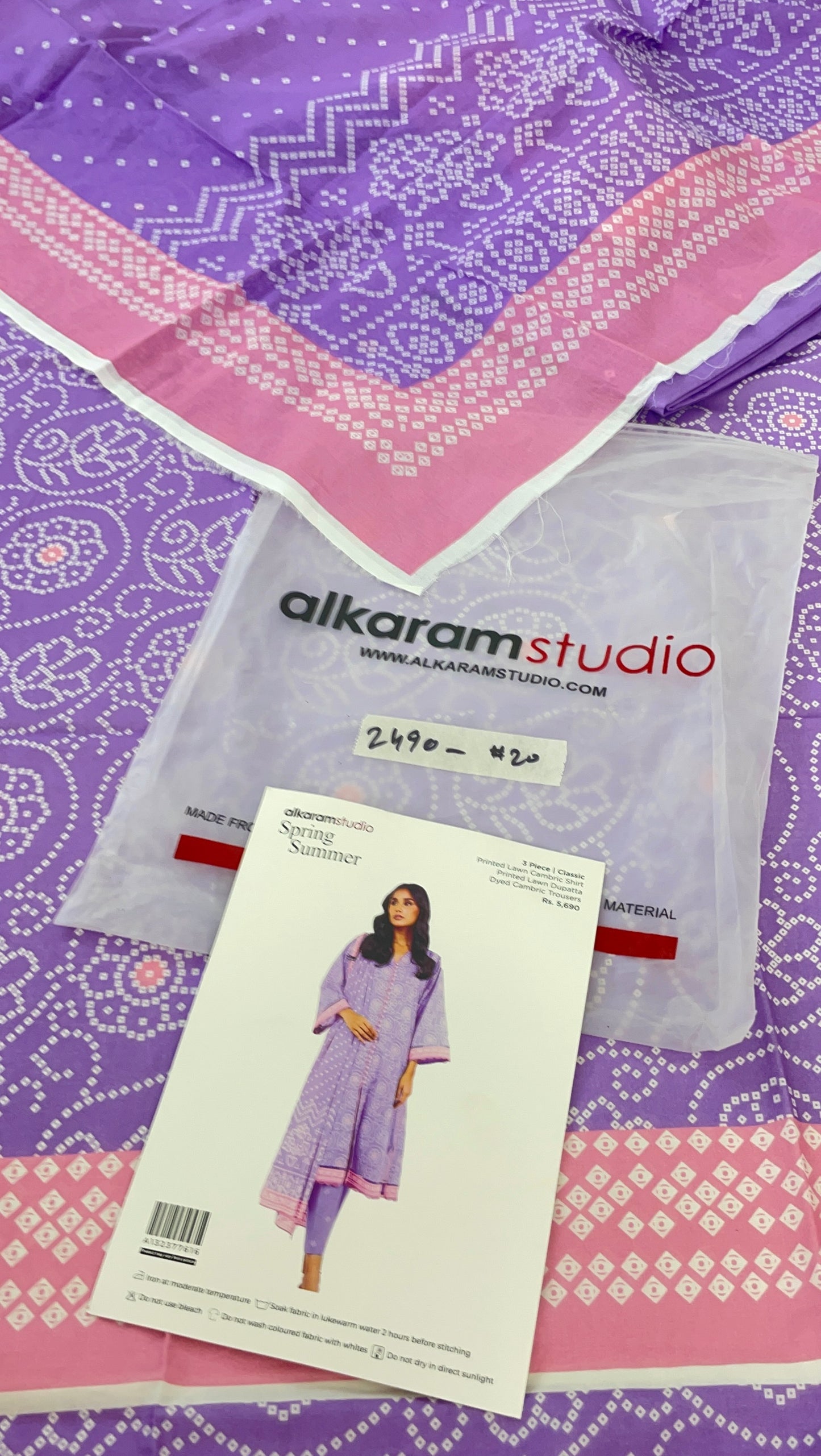 MIX BRAND UNSTITCHED