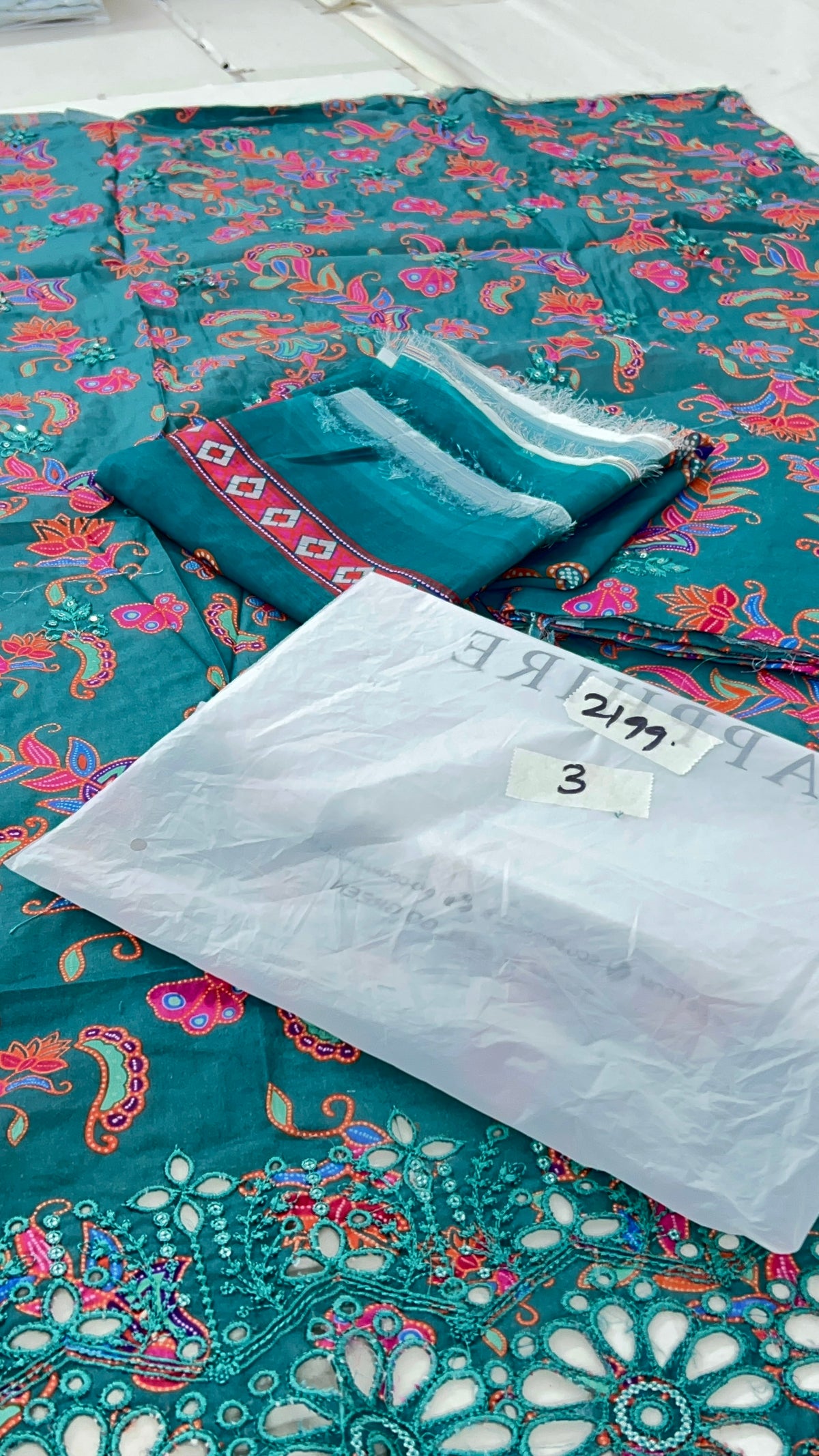 SALE SALE SALE