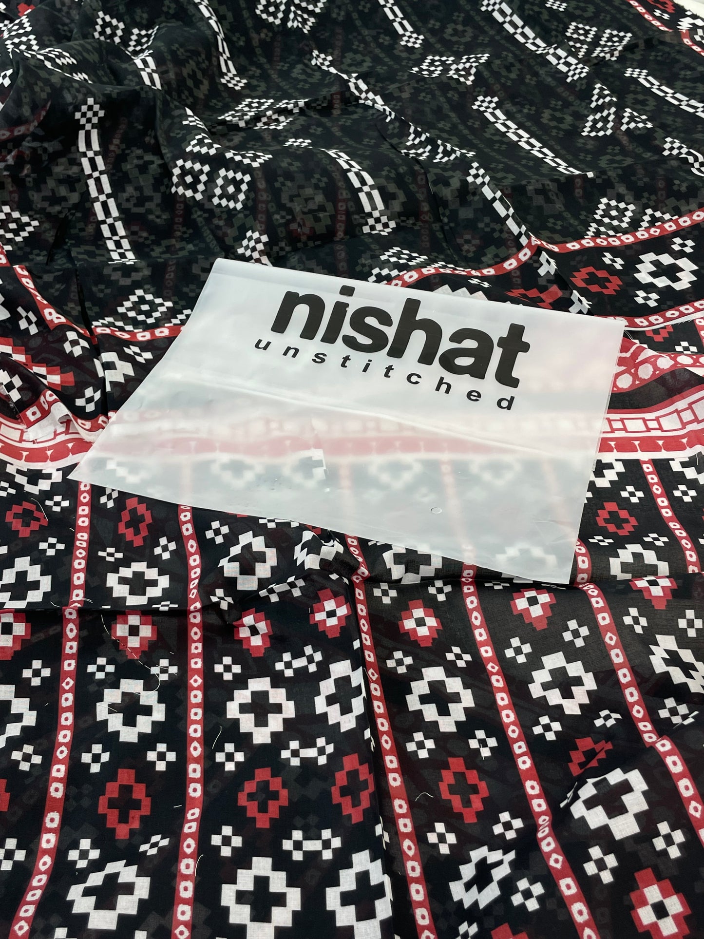 NISHAT LAWN 2 PC SHIRT DUPATTA