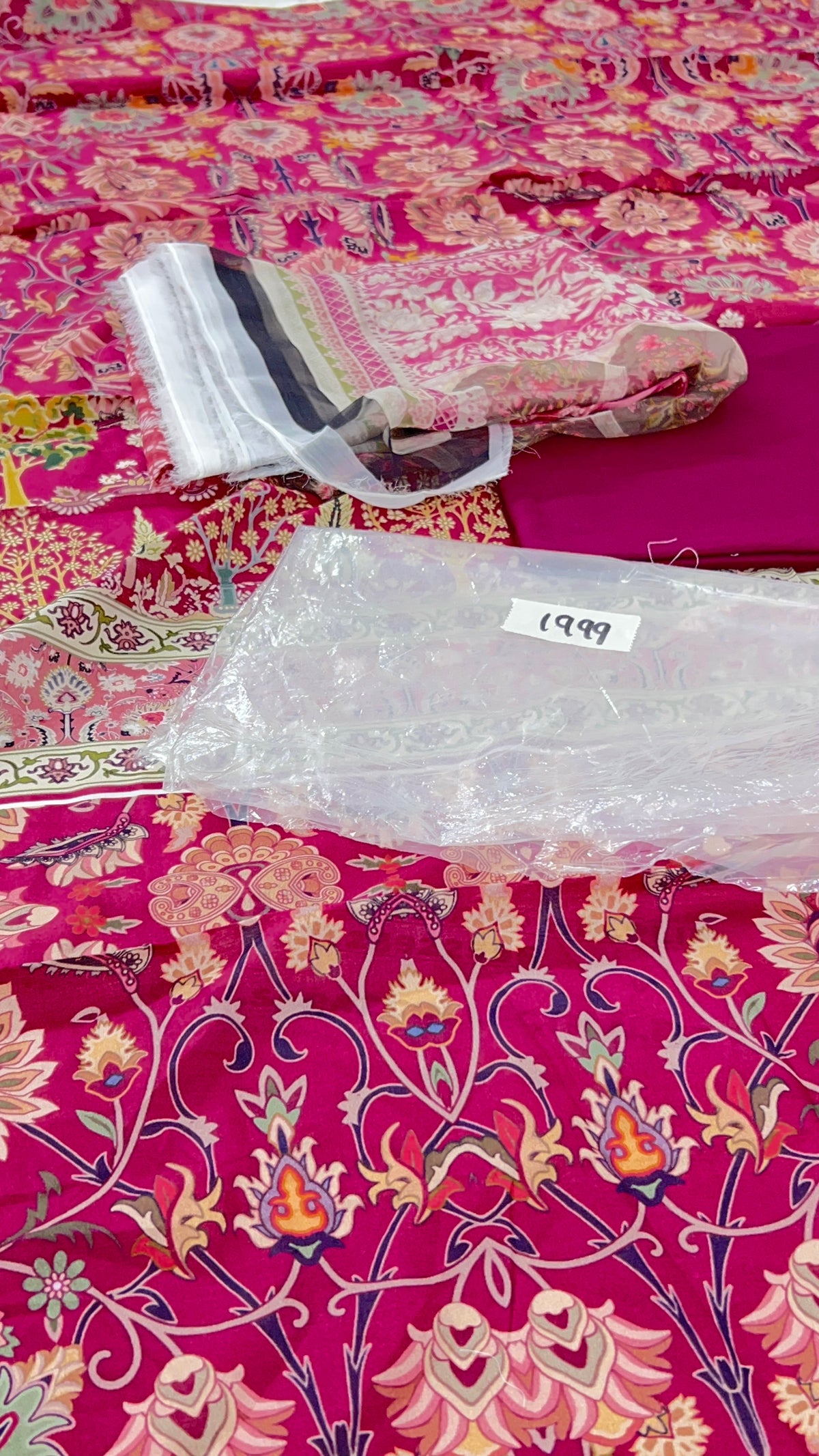 SALE SALE SALE