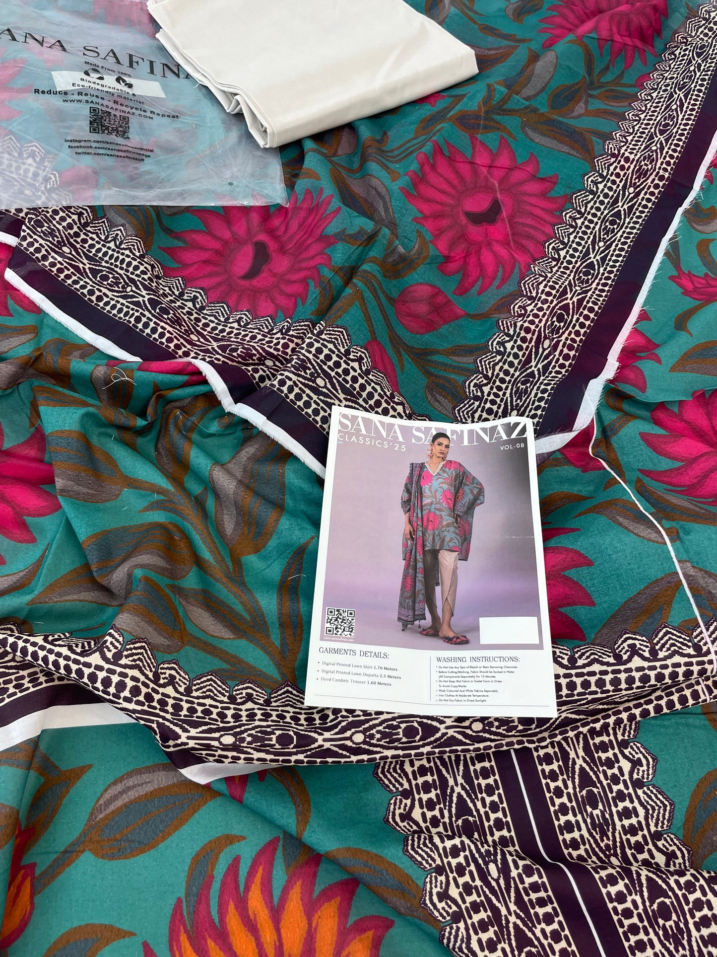 SANA SAFINAZ LAWN  3 PC