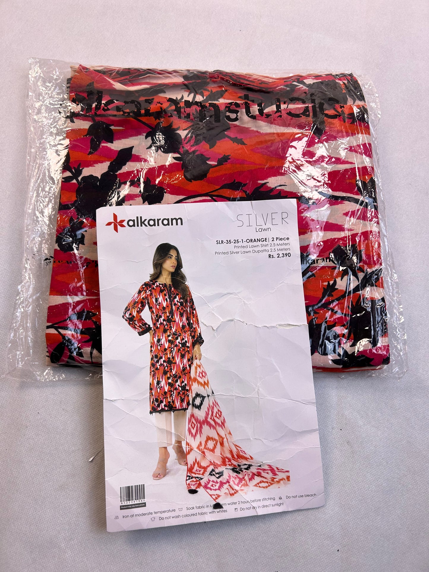 LAWN 2 PC SHIRT DUPATTA