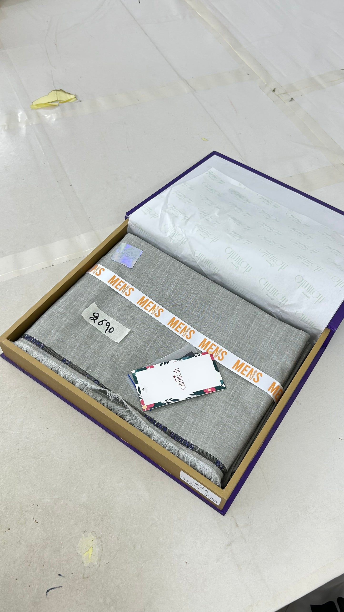 GENTS BOX WASH N WEAR