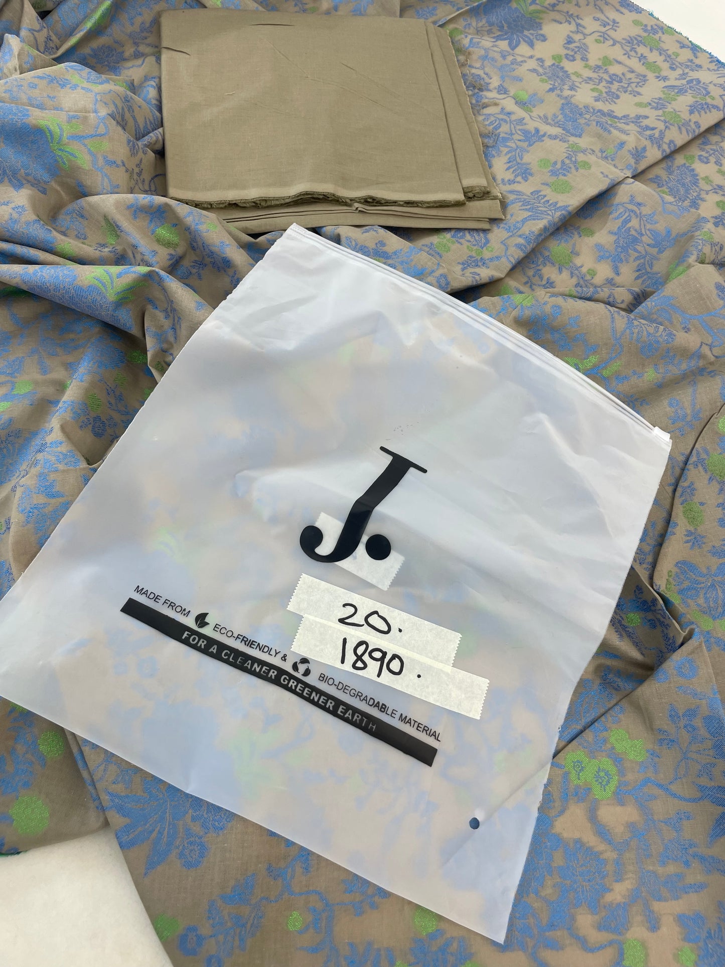 JACQUARD LAWN 2 PC SHIRT TROUSER