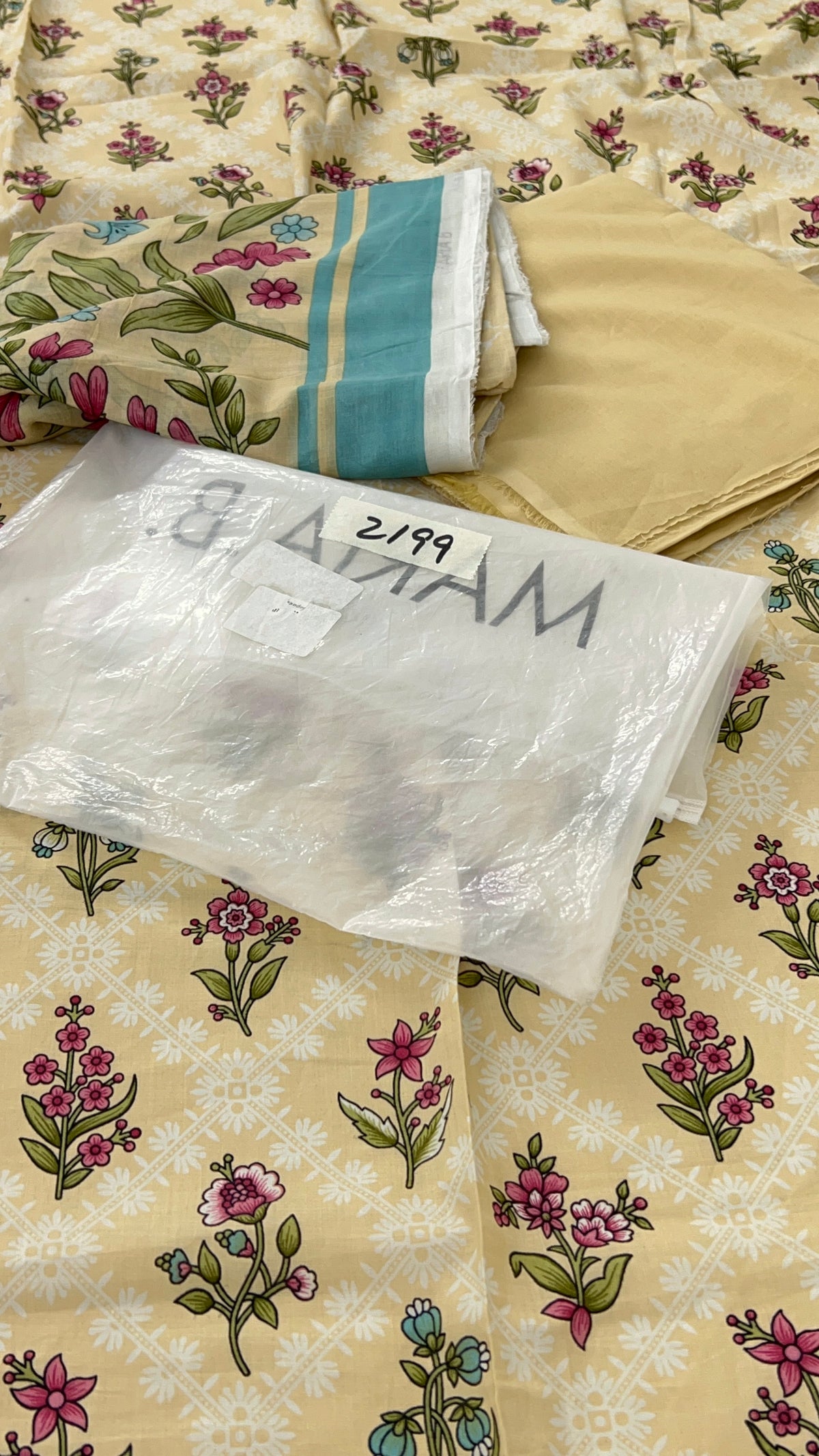 GREAT GRAND SALE