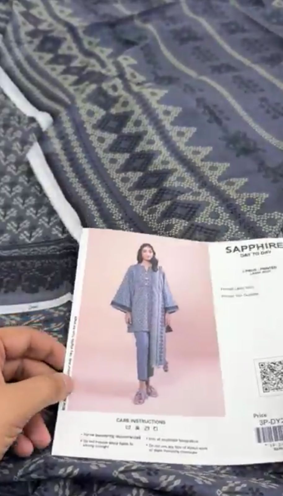 SAPPHIRE LAWN 2 PC SHIRT DUPTA