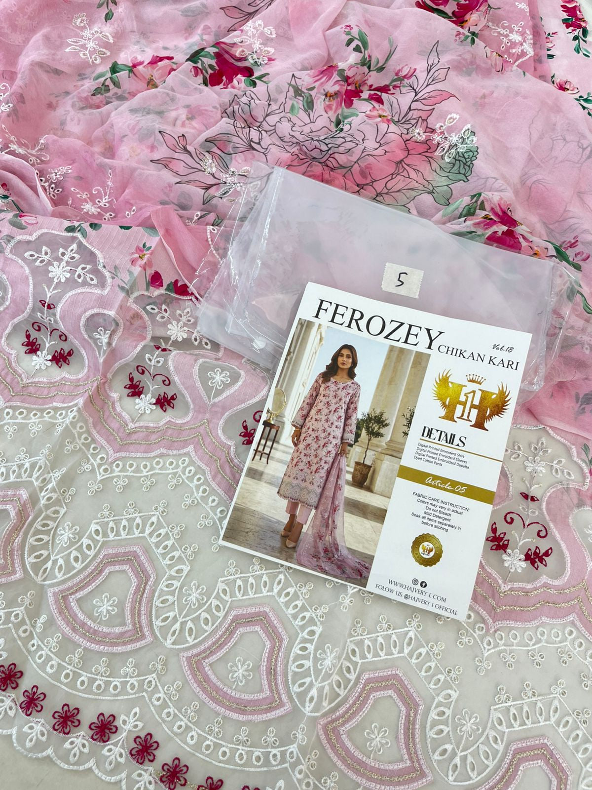 LUXURY LAWN CHIKANKARI 3PC