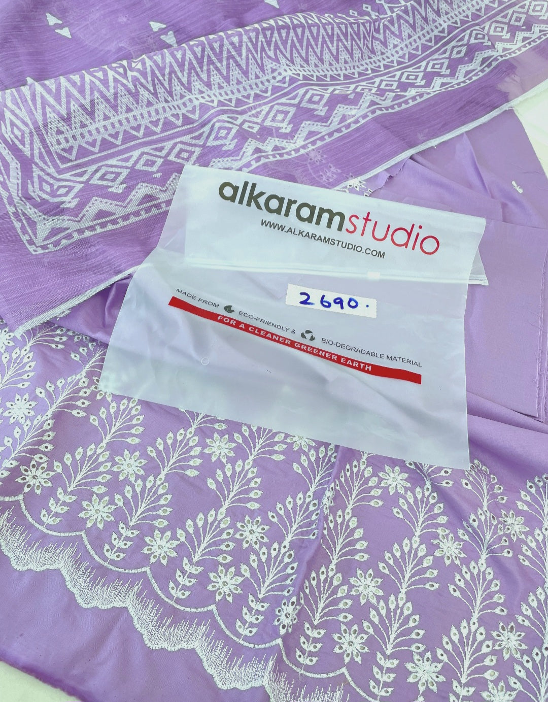 ALKARAM LAWN EMB 2 PC SHIRT DUPATTA
