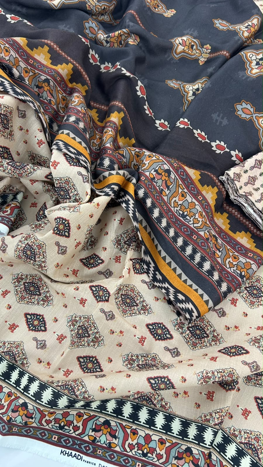 KHAADI KHADDAR 3 PC WITH SHAWL