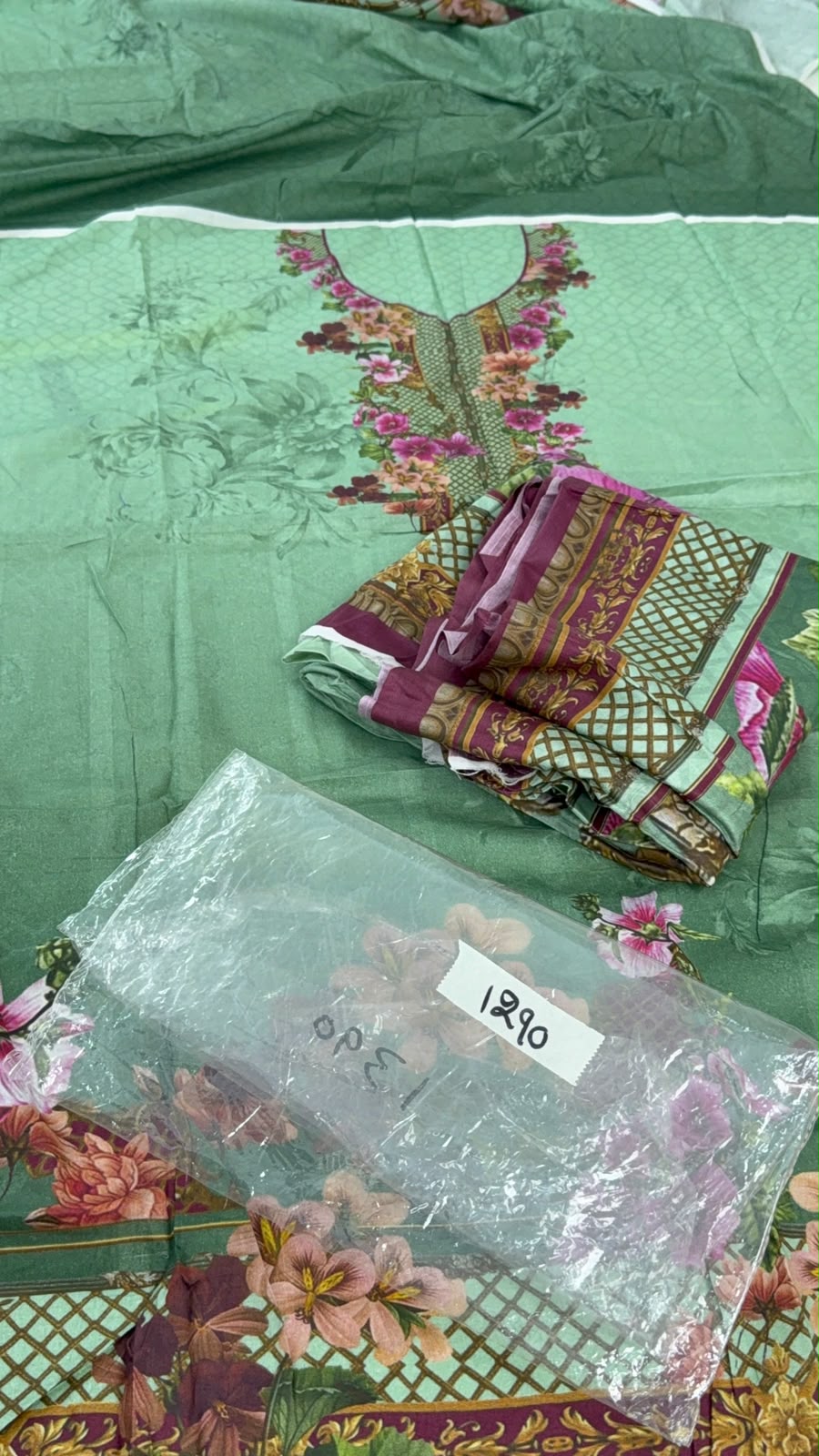 AZADI SALE