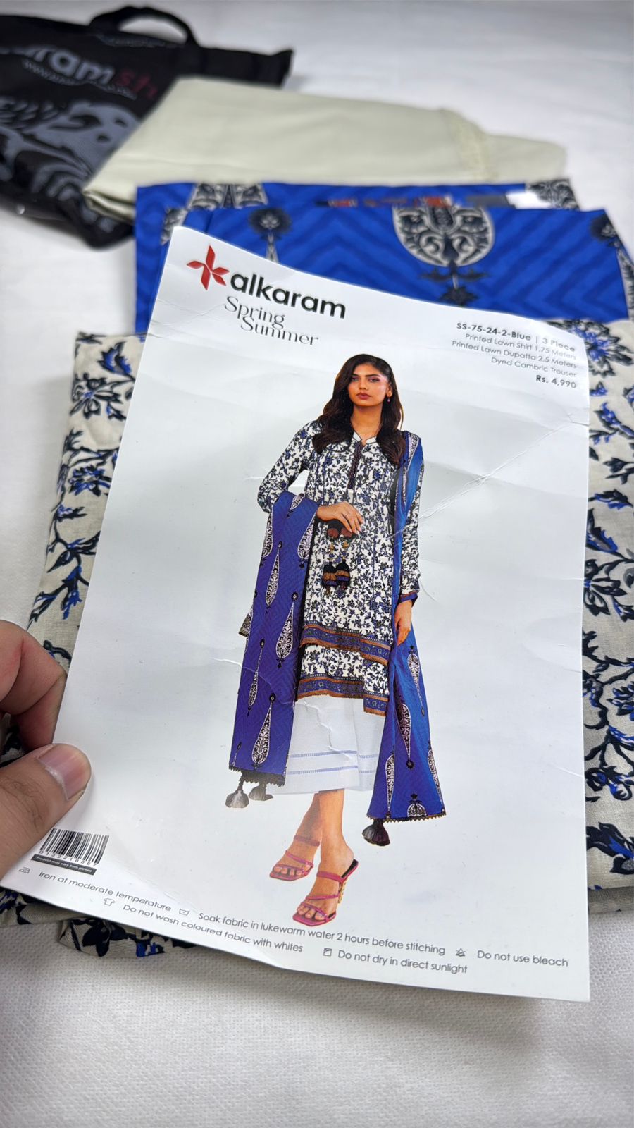 ALKARAM LAWN 3 PC