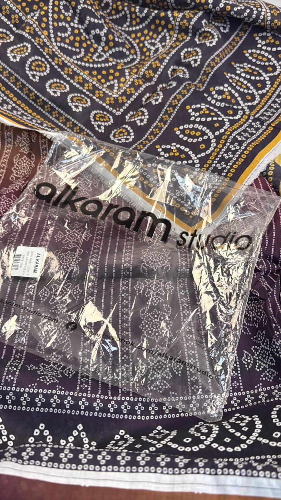 LAWN 2PC SHIRT/DUPATTA