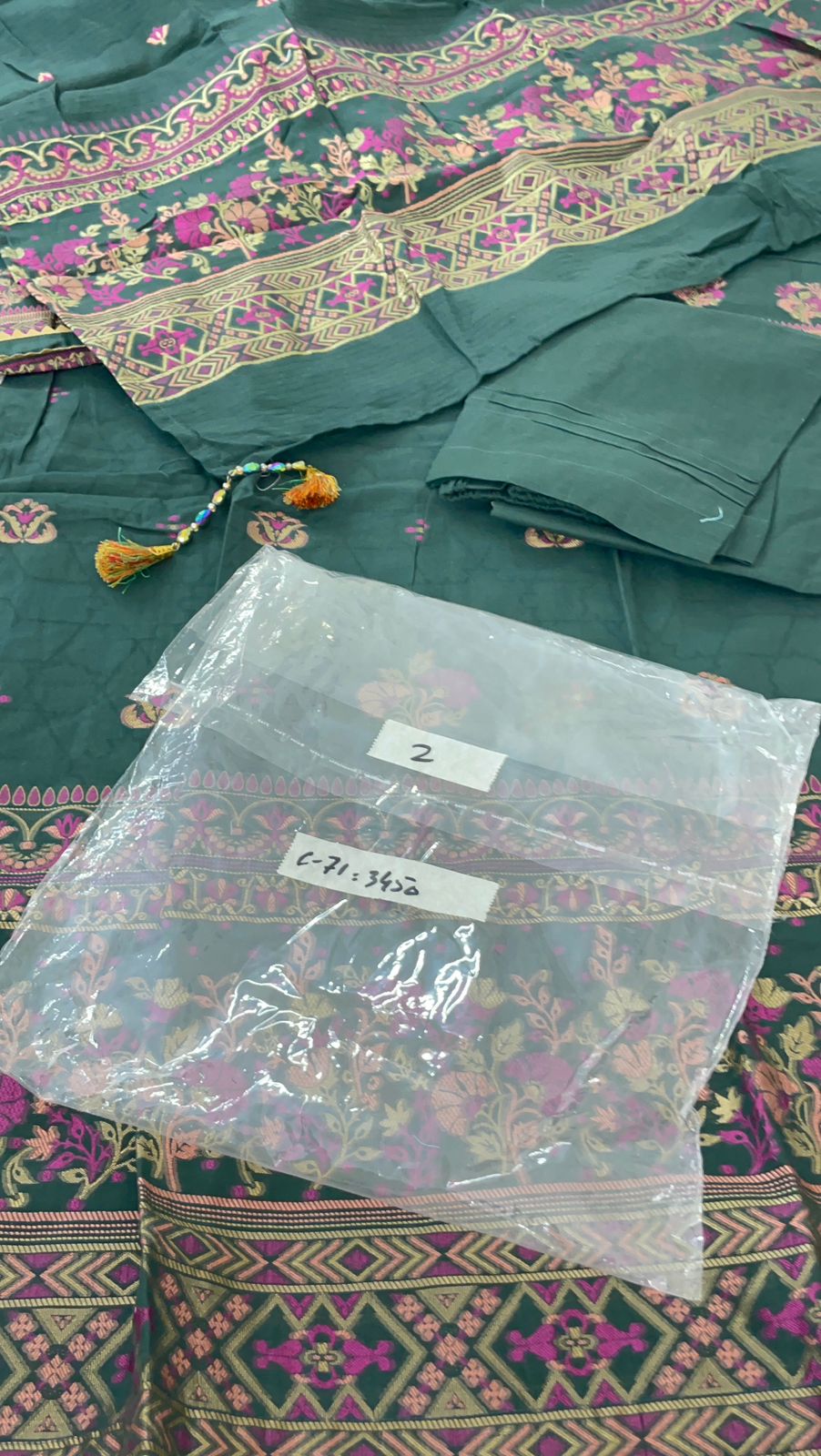 STITCH MEDIUM SALE