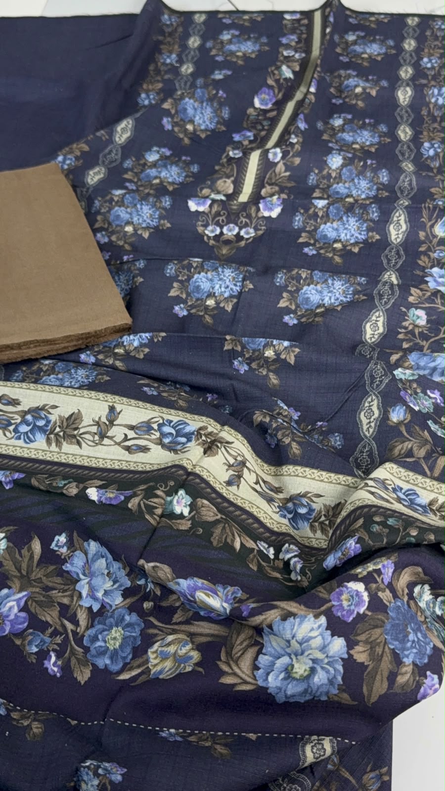 KHADDAR 2 PC SHIRT TROUSER