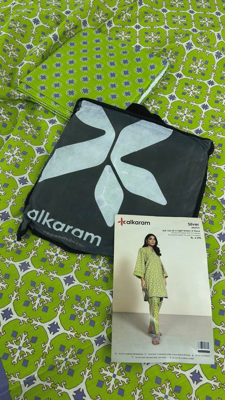 ALKARAM KHADDAR 2 PC SHIRT TROUSER