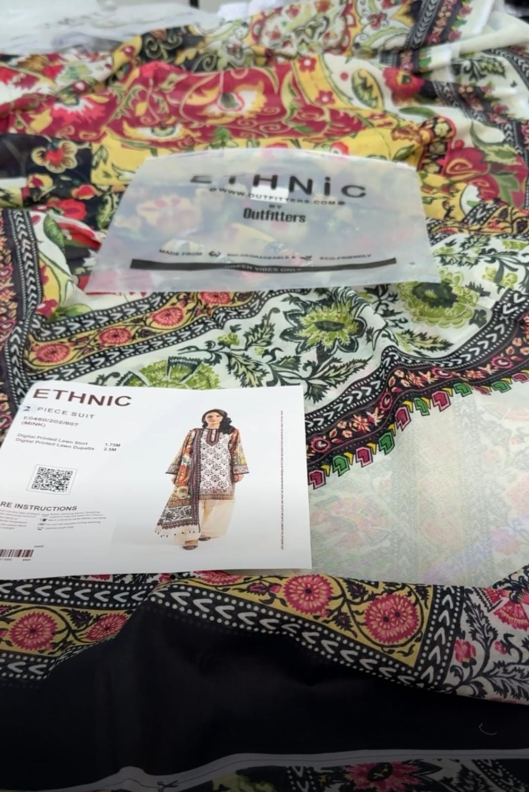 ETHNC LAWN 2 PC SHIRT DUPTA