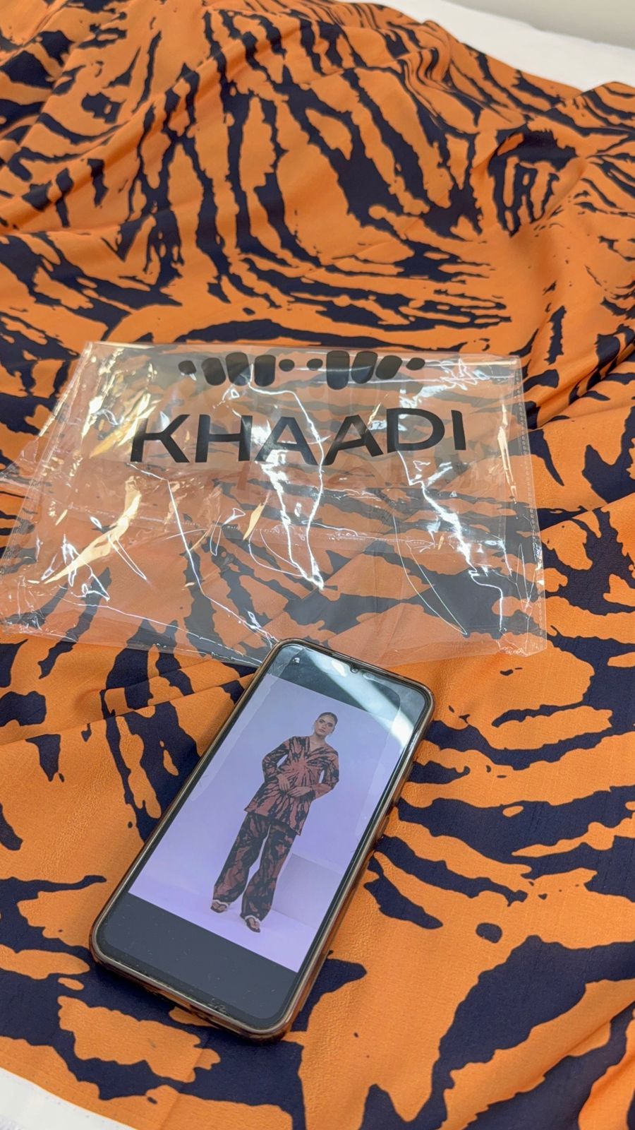 KHAADI SOFT CAMBRIC 2 PC SHIRT TROUSER