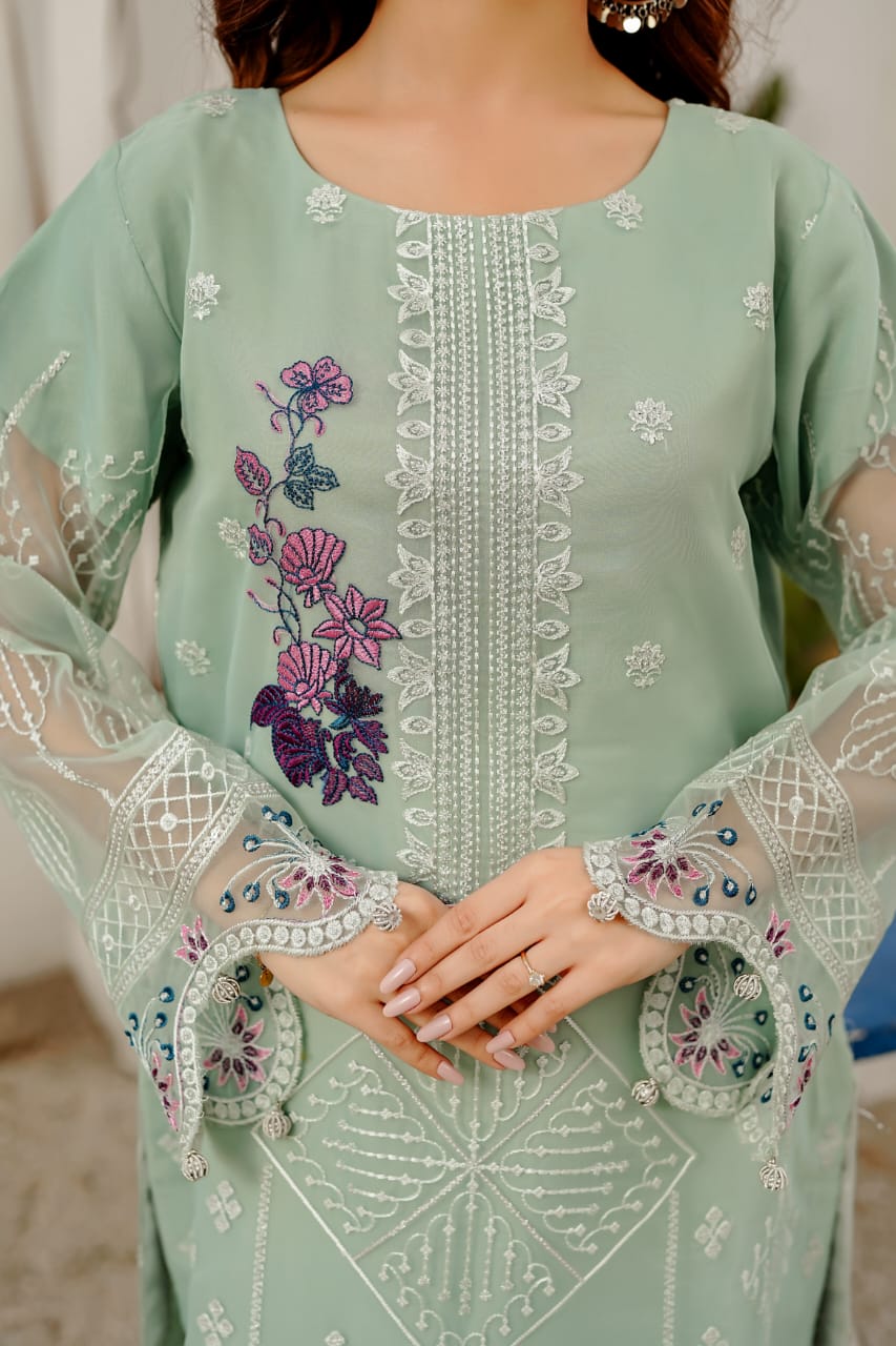 HIT CODE LUXURY EMB 2 PC