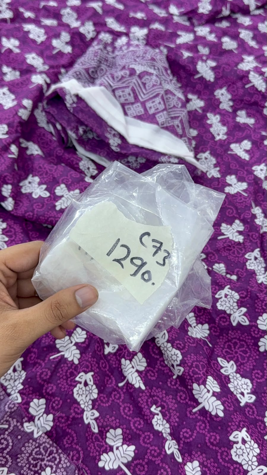CHUT PUT SALE