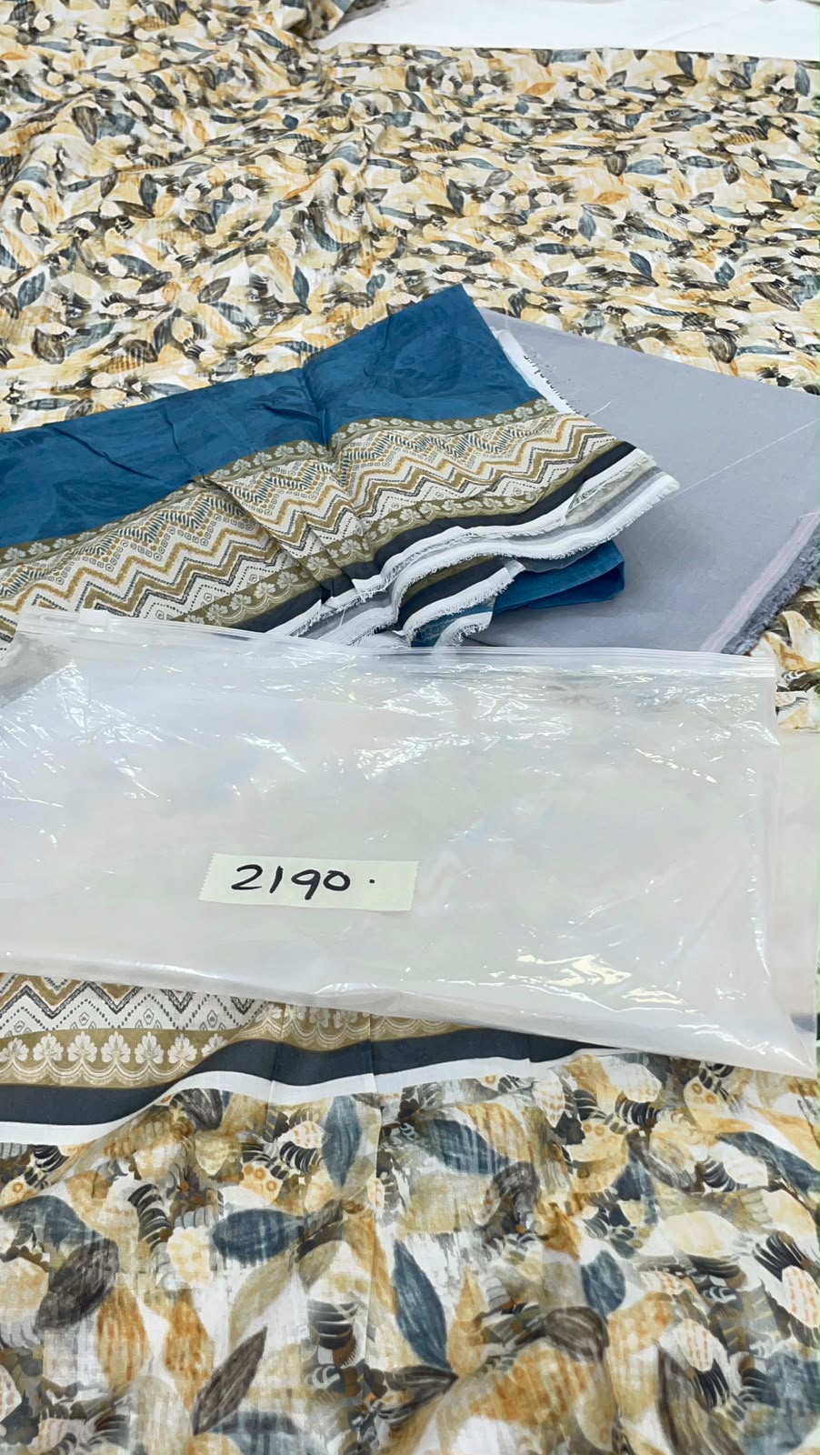 LAST RESTOCK SALE