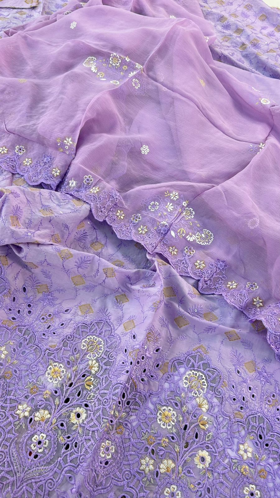 LUXURY CHICKANKARI LAWN 3 PC